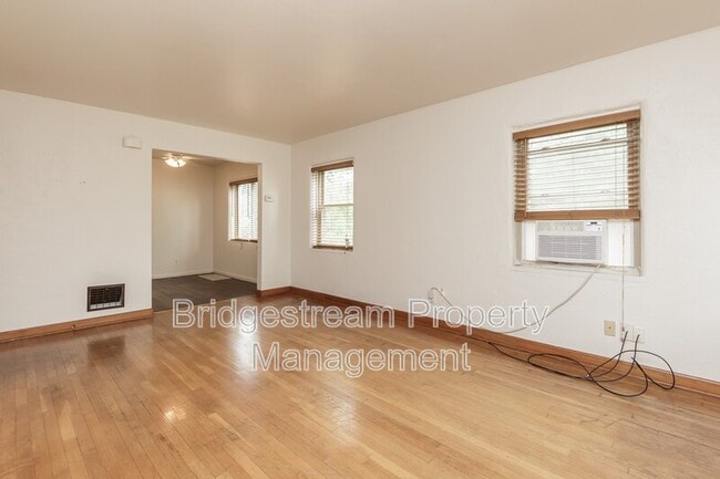 Building Photo - 1413 Old Ln Ave