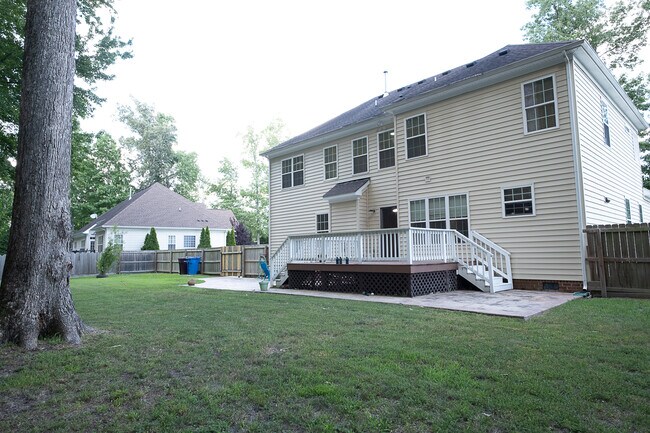 Building Photo - 320 Whitehurst Landing