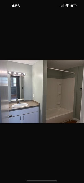 Bathroom Area - 125 Oak Street apartments