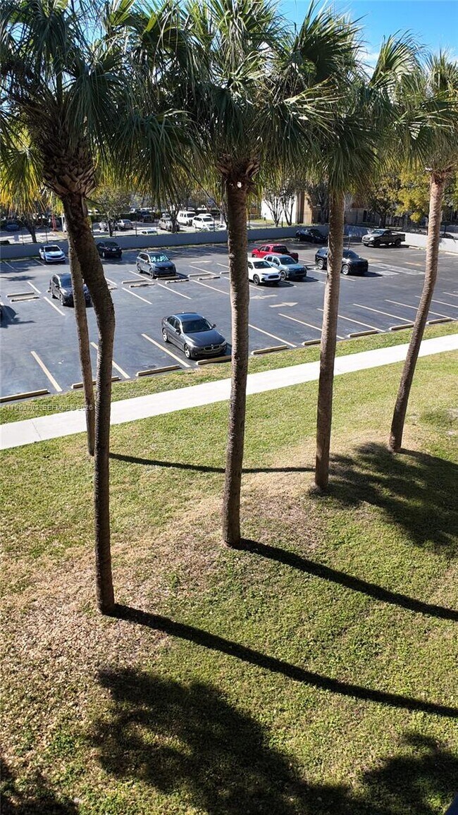 Building Photo - 10900 SW 196th St