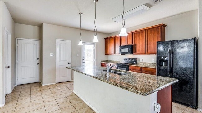 Building Photo - 712 Whitemarsh Dr
