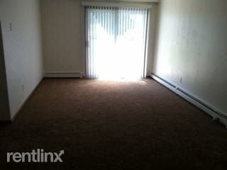 Building Photo - 1 br, 1 bath  - Thomas Apartments