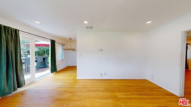 Building Photo - 1410 Dartmouth Dr