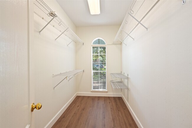 Building Photo - 17314 Laguna Trail Dr