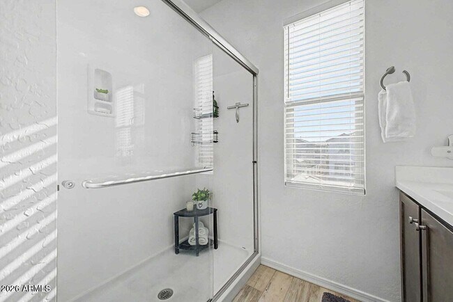 Building Photo - 1033 S 150th Dr
