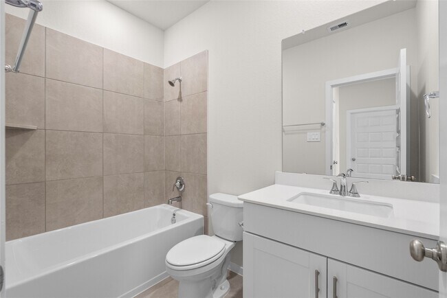 Building Photo - 700 Sand Dollar Dr
