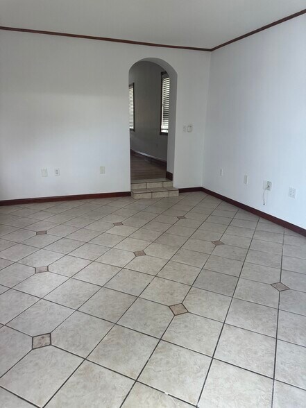 Family Room - 5451 SW 6th St