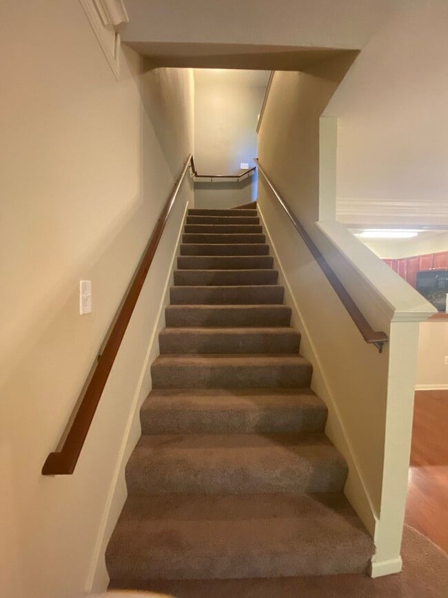 Building Photo - Spacious 2Bed/2.5Bath Townhome in the Gated Community of Baldwin Rowe! *SPECIAL: 1/2 OFF 1st Mont...