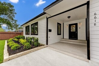 Building Photo - 6618 Winton St