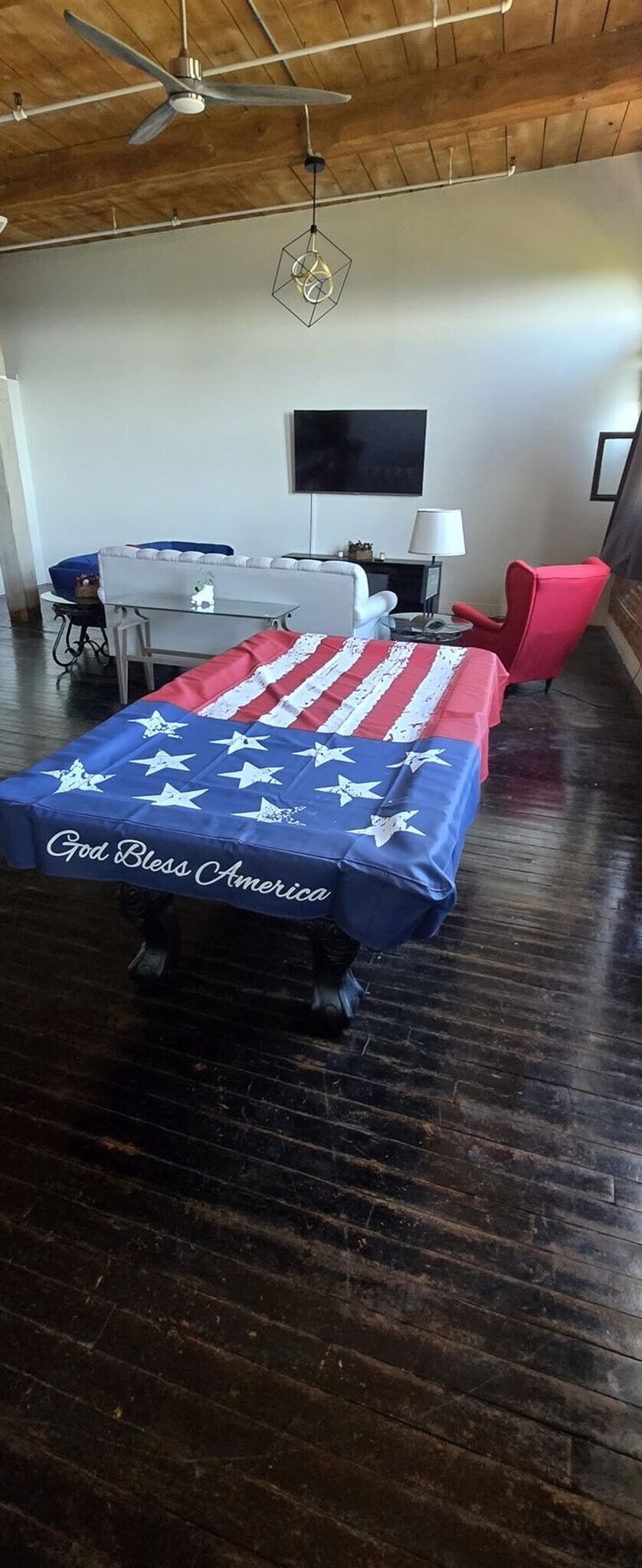 Building Photo - 227 Iron St