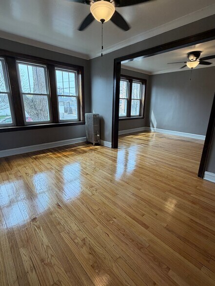 Building Photo - 2609 N Lavergne Ave