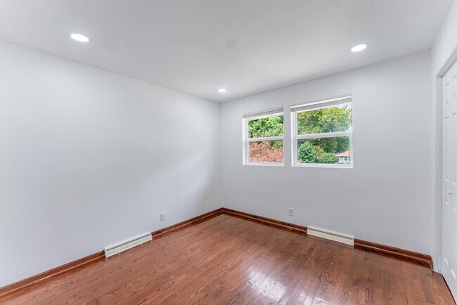 Building Photo - 22819 Davy Ct