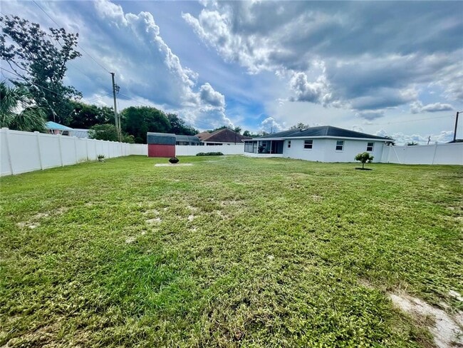 Building Photo - 2107 E Atmore Cir