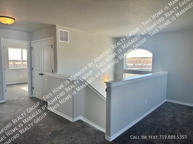 Building Photo - 7351 Coppermine Ct