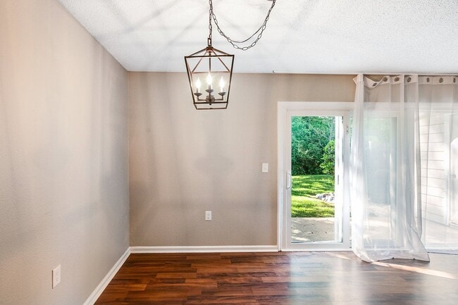 Building Photo - 7811 Falcon Rest Cir