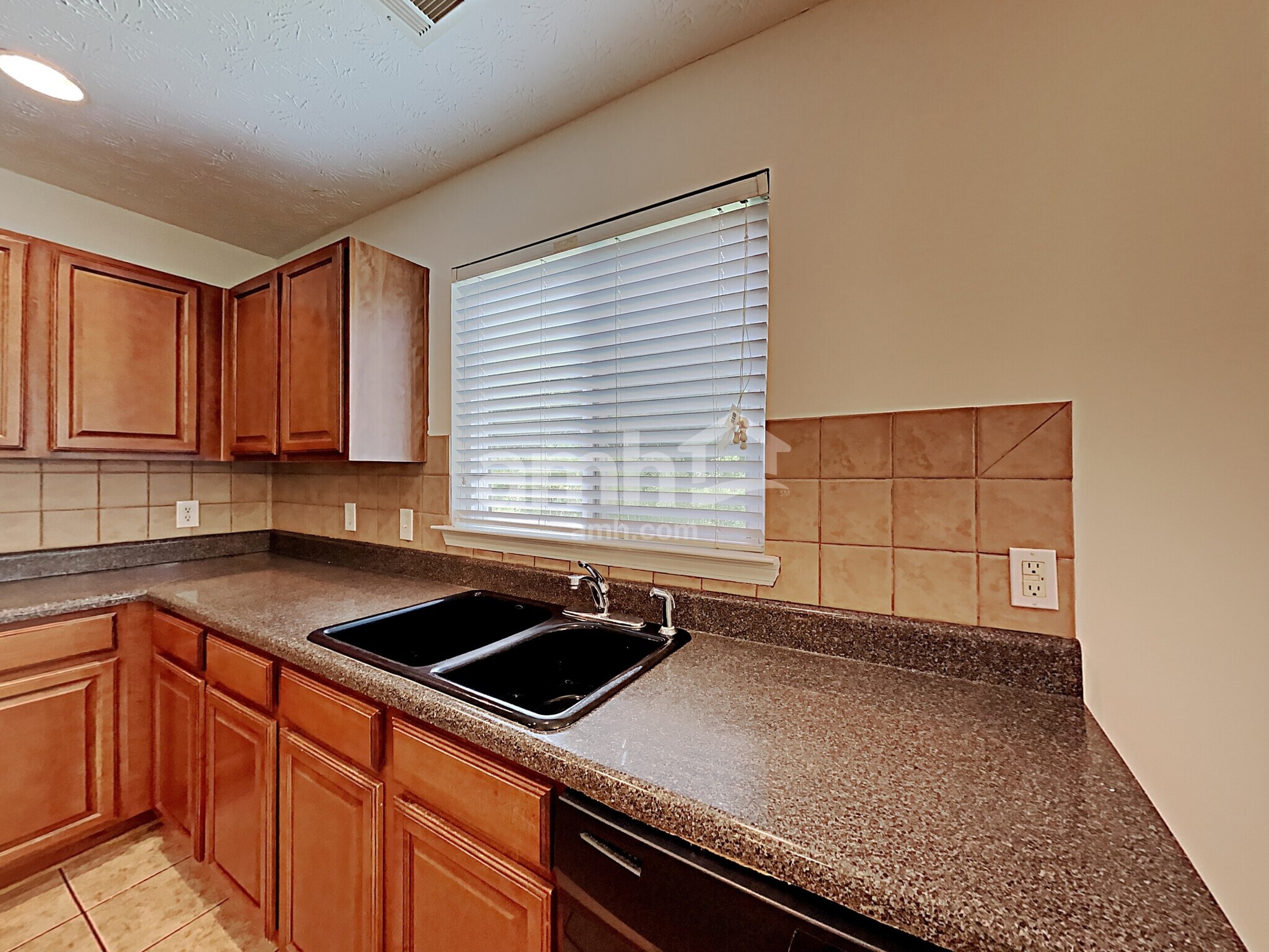 Building Photo - 2641 Farmstead Ct