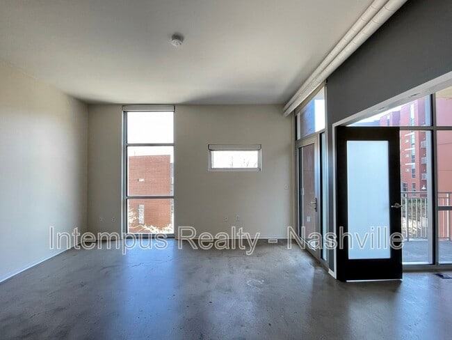 Building Photo - 2115 Yeaman Pl