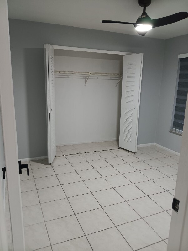 Building Photo - 2507 Matena Ave S