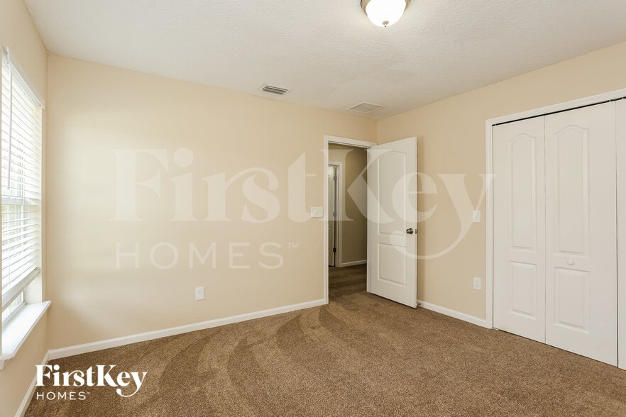 Building Photo - 76164 Tideview Ln