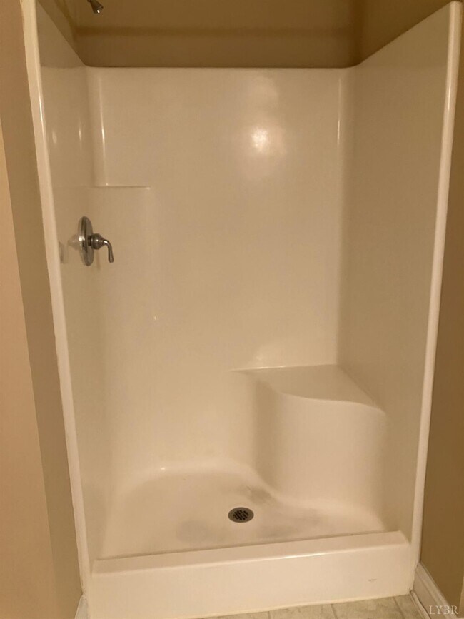 Building Photo - 518 Northwynd Cir