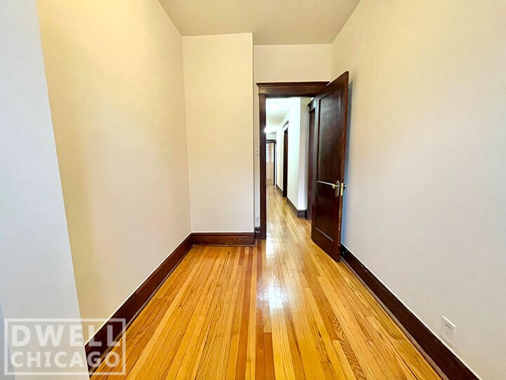 Building Photo - 2430 N Spaulding Ave