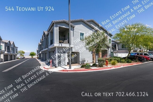 Building Photo - 544 Teovani St