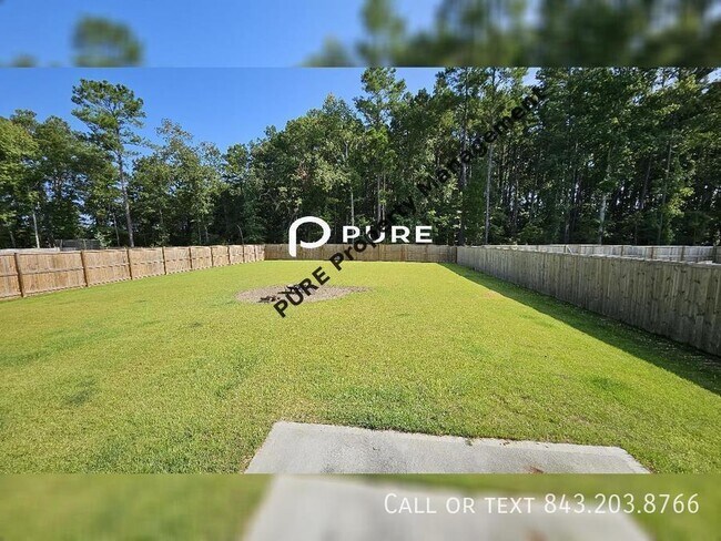 Building Photo - Downstairs Master - 5 BEDROOM HOME Berkele...