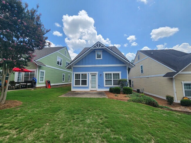 Building Photo - 135 Artisan Pl