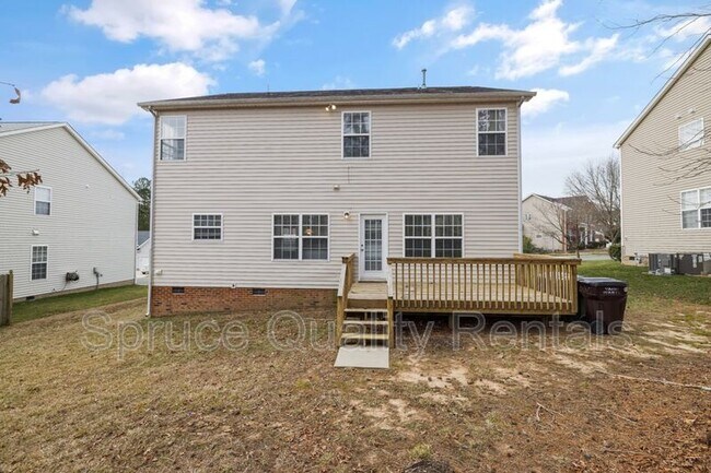 Building Photo - 303 Whitney Ln