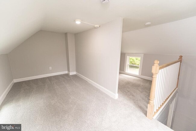 Building Photo - 119 Davis Ln