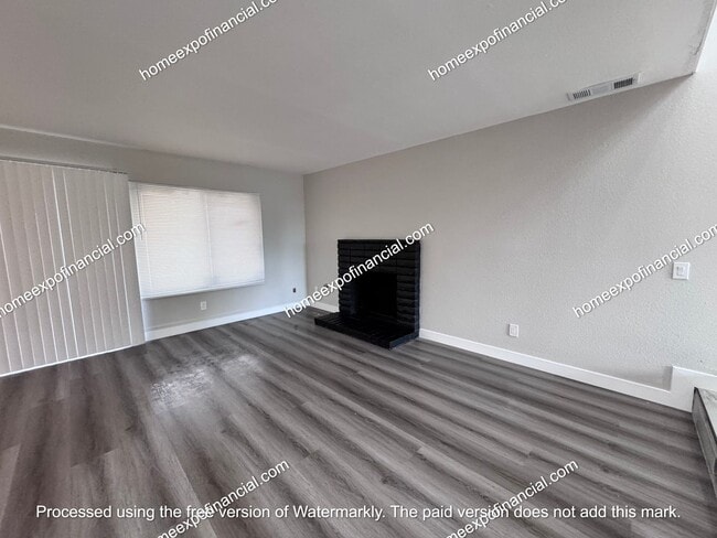 Building Photo - Nice Home For Rent