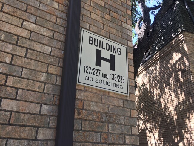 Building Photo - Royal Orleans Condo