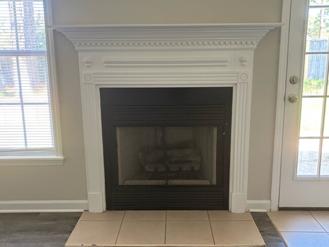 Building Photo - 3808 Raider Ct