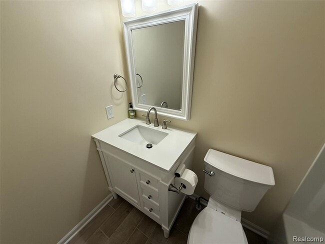 Building Photo - 1437 Mariner Dr