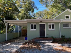 Building Photo - 4 Bedroom 2 Bath Home