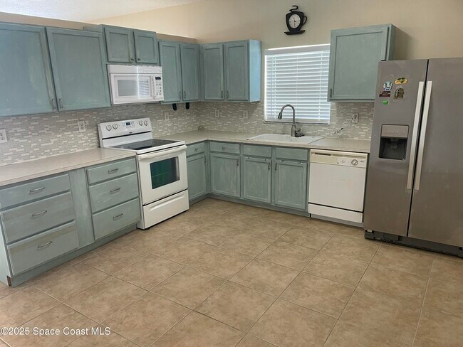 Building Photo - 4246 Mt Carmel Ln