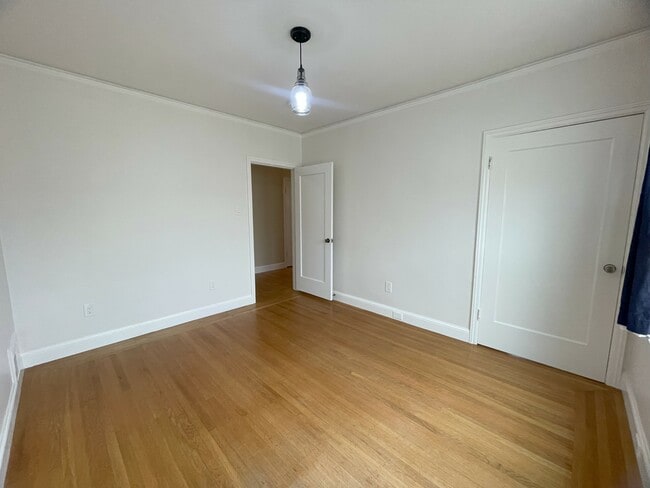 Building Photo - 2717 34th Ave