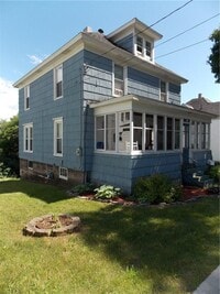 Building Photo - Village of Carthage 4 Bedroom / 2 Bath Ren...
