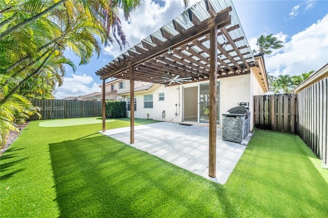 Building Photo - 13781 N Garden Cove Circle