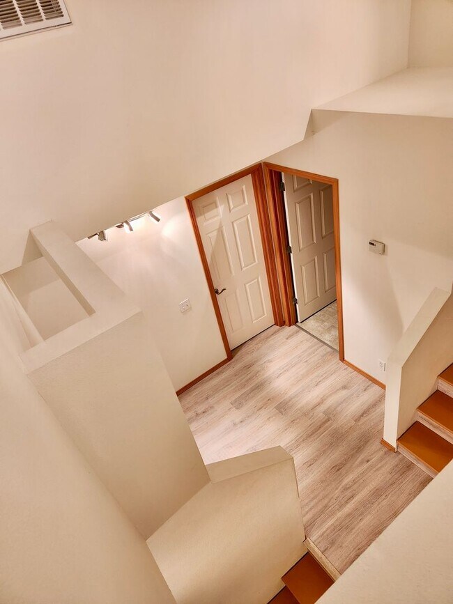 Building Photo - Beautiful 3 Bed / 2.5 Bath Townhome in Lake Stevens