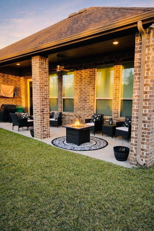 Building Photo - 4334 Redford Valley Rd