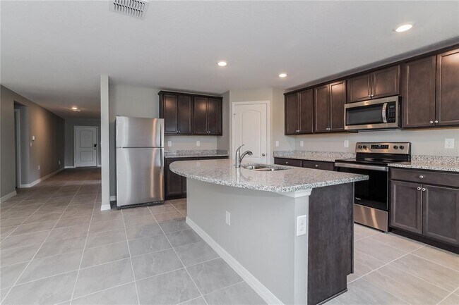 Building Photo - 1725 Canaan Lp