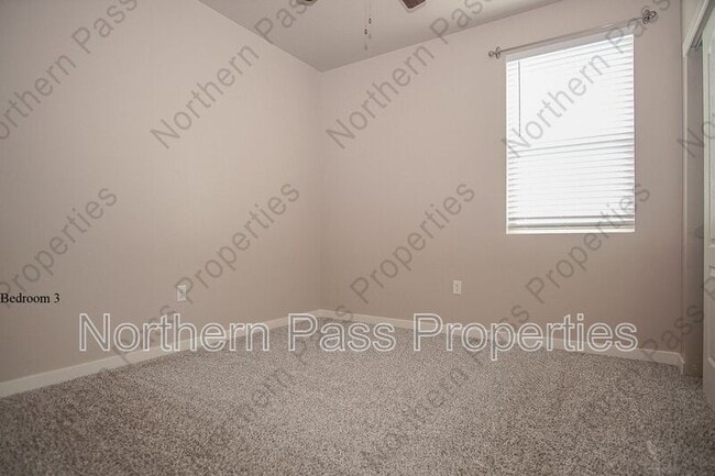 Building Photo - 13094 Castleford Ln