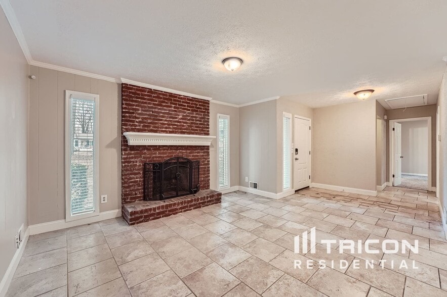 Building Photo - 185 Sequoyah Dr