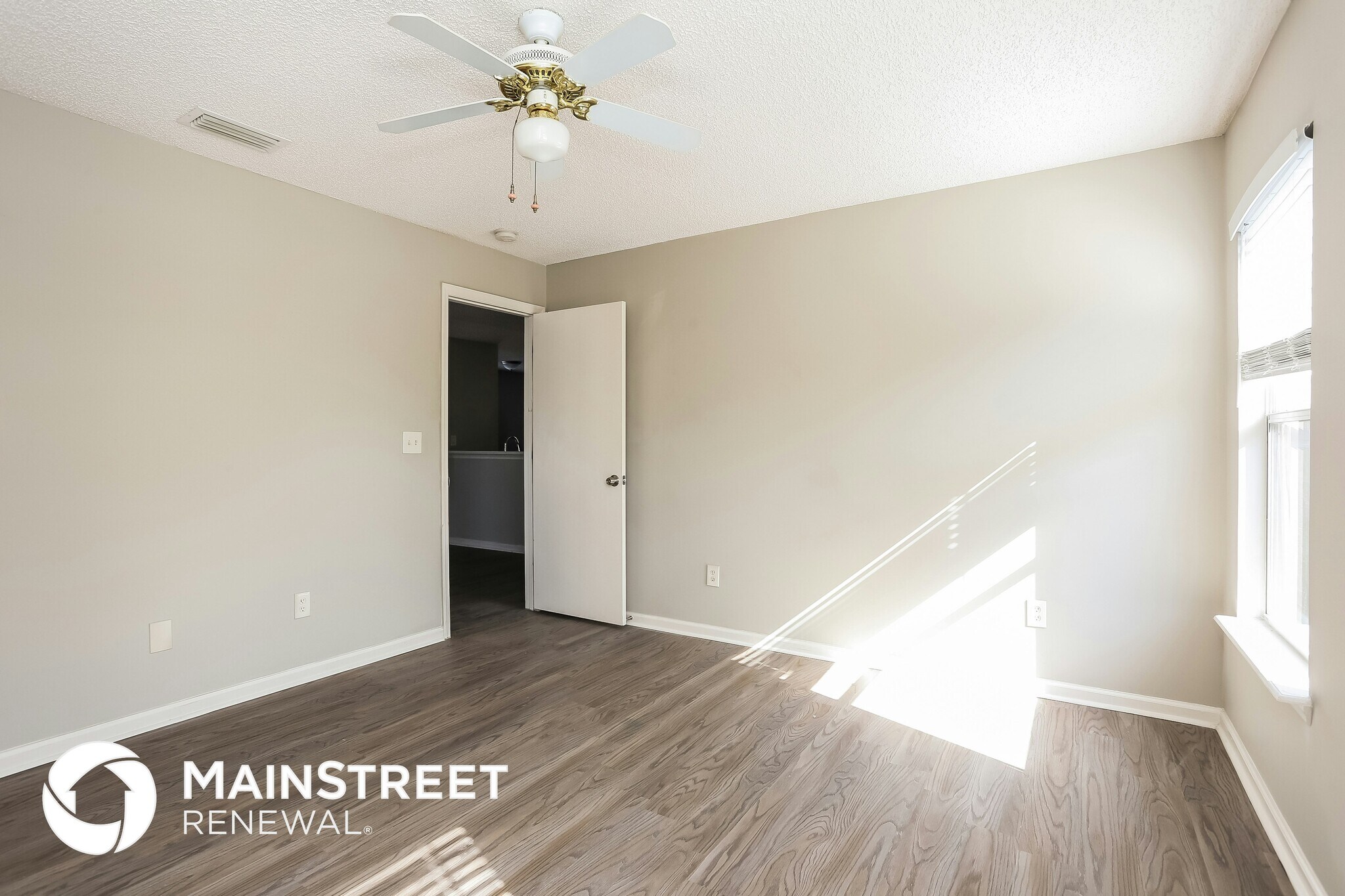 Building Photo - 7878 Cherry Blossom Dr S