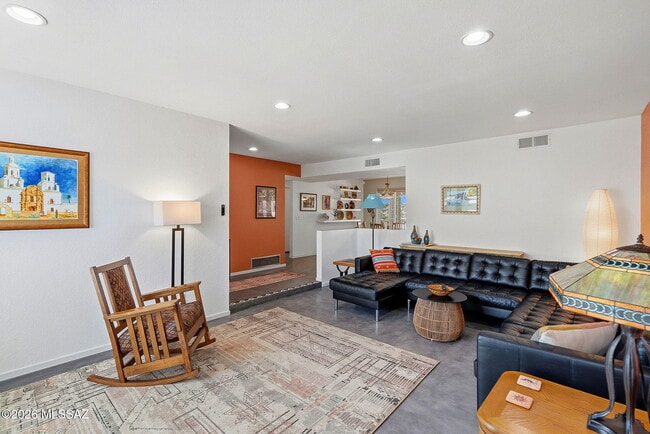 Building Photo - 6745 N Quartzite Canyon Pl