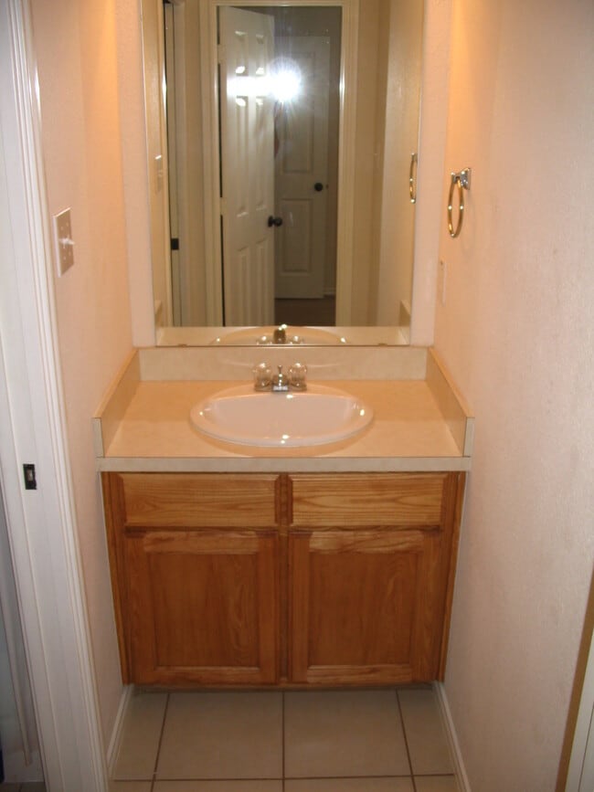 Building Photo - 2821 Frazier Ave