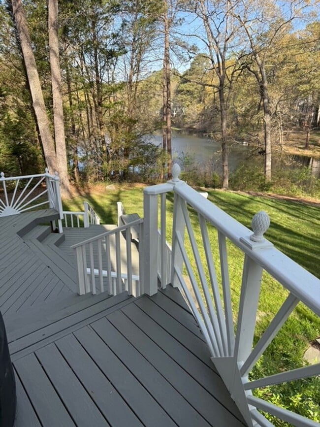 Building Photo - Large 4 Bedroom/2 Bathroom Home in Bon Air ***Available Early/Mid April***