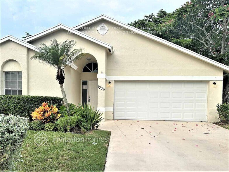 Primary Photo - 1336 Waterway Cove Dr