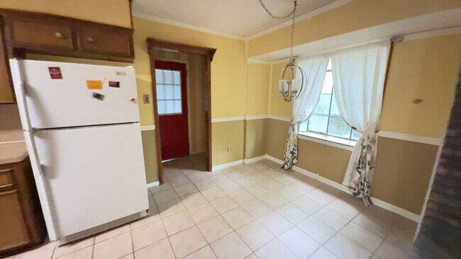 Building Photo - BEAUTIFUL 3-bedroom 2-bathroom home for rent!